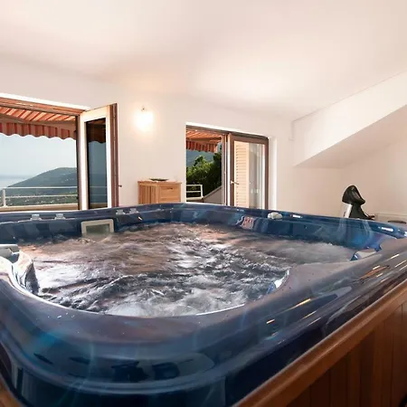 Harmonia Villa